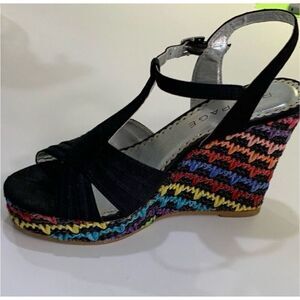Rampage Size 8.5 Rainbow Knit Strappy Wedge Sandals Black Boho Festival Hippie